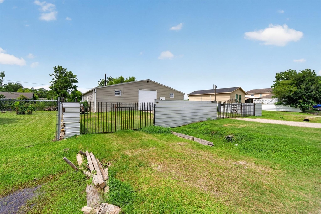 2213 Ellis Drive - Photo 29