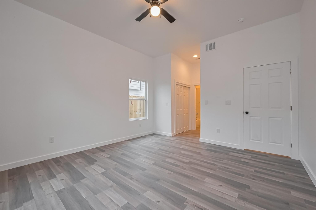 9005 Hilda Street - Photo 11