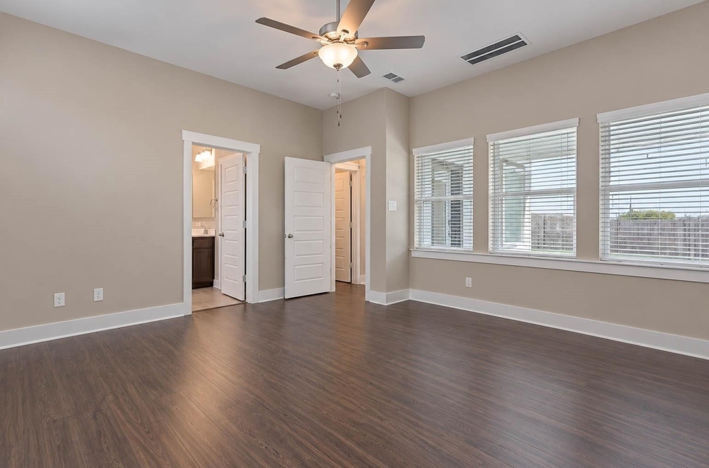 28615 Eden Creek Trail - Photo 2