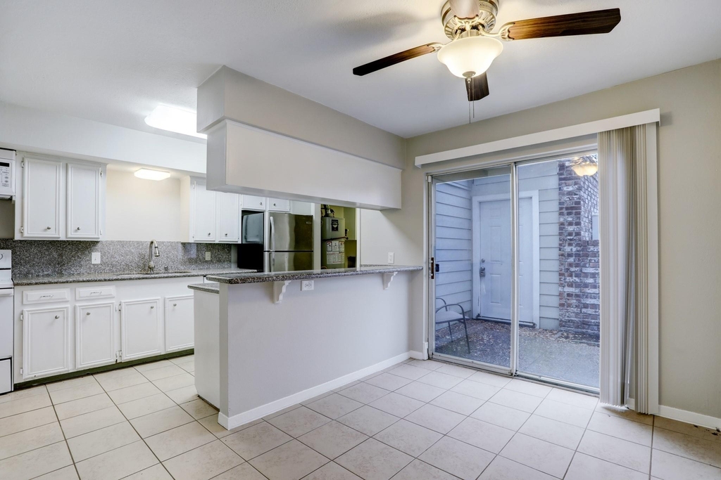 6 Dorado Drive - Photo 3