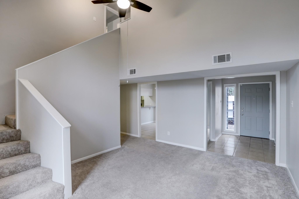 6 Dorado Drive - Photo 2