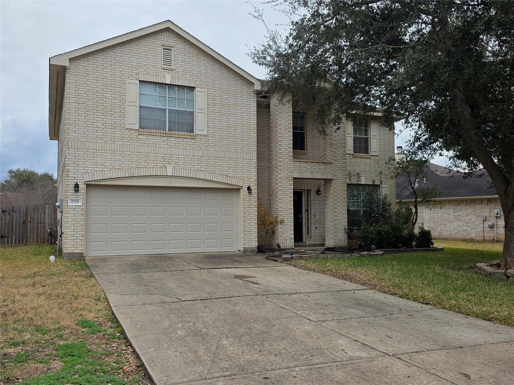2715 Riverhollow Lane - Photo 0