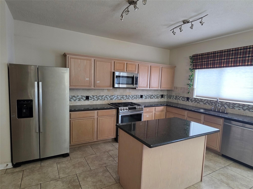 2715 Riverhollow Lane - Photo 15