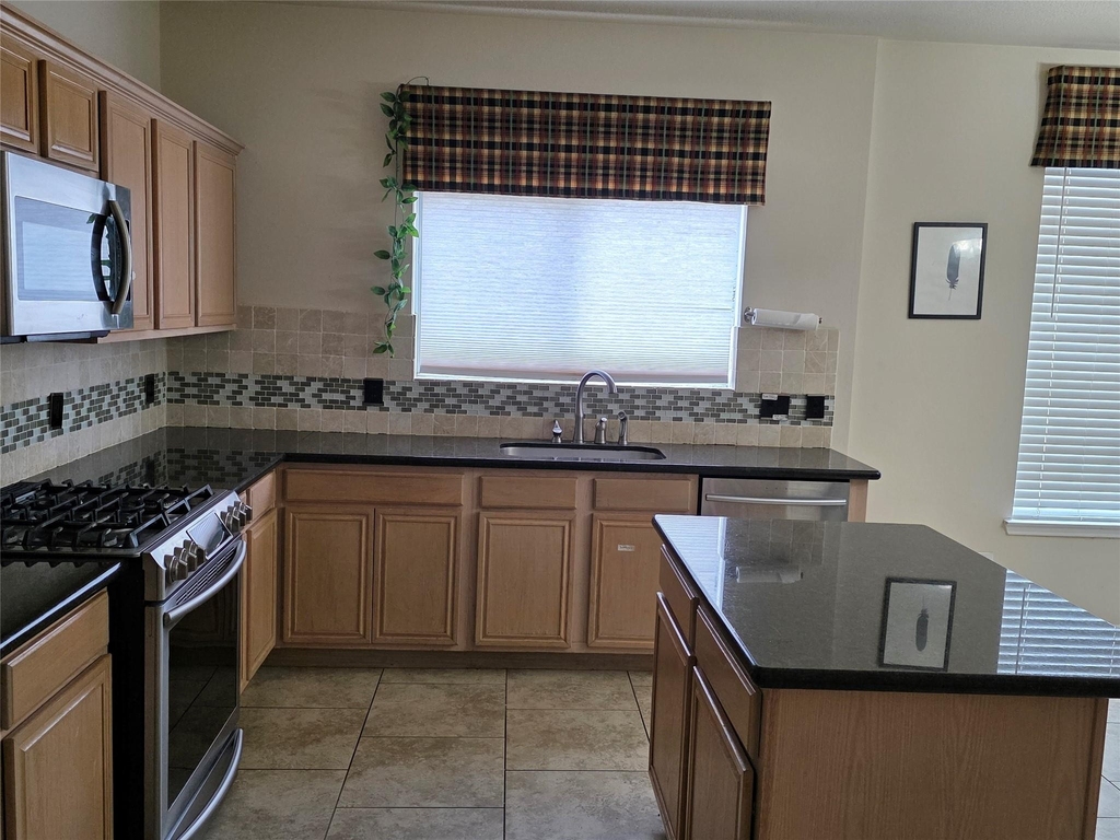 2715 Riverhollow Lane - Photo 13