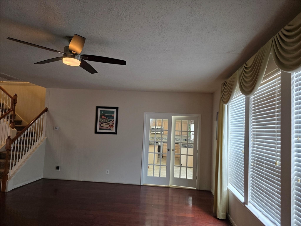 2715 Riverhollow Lane - Photo 11