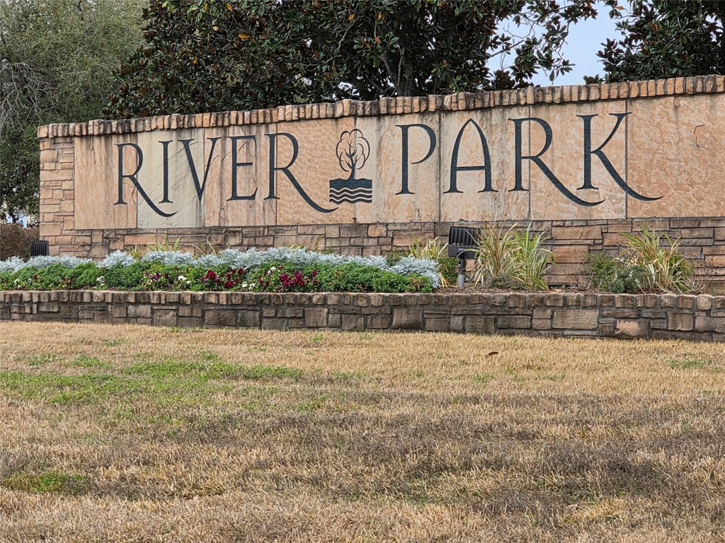 2715 Riverhollow Lane - Photo 42