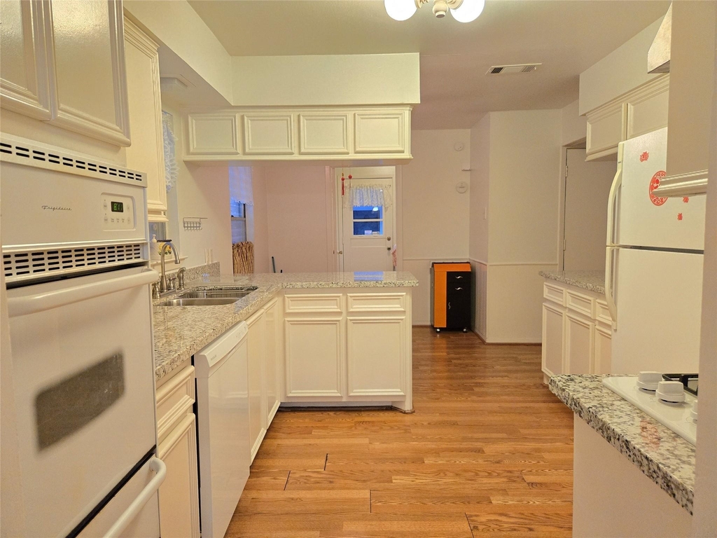 8918 Mobud Drive - Photo 13