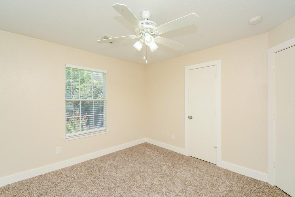 1505 Nichole Woods Drive - Photo 15