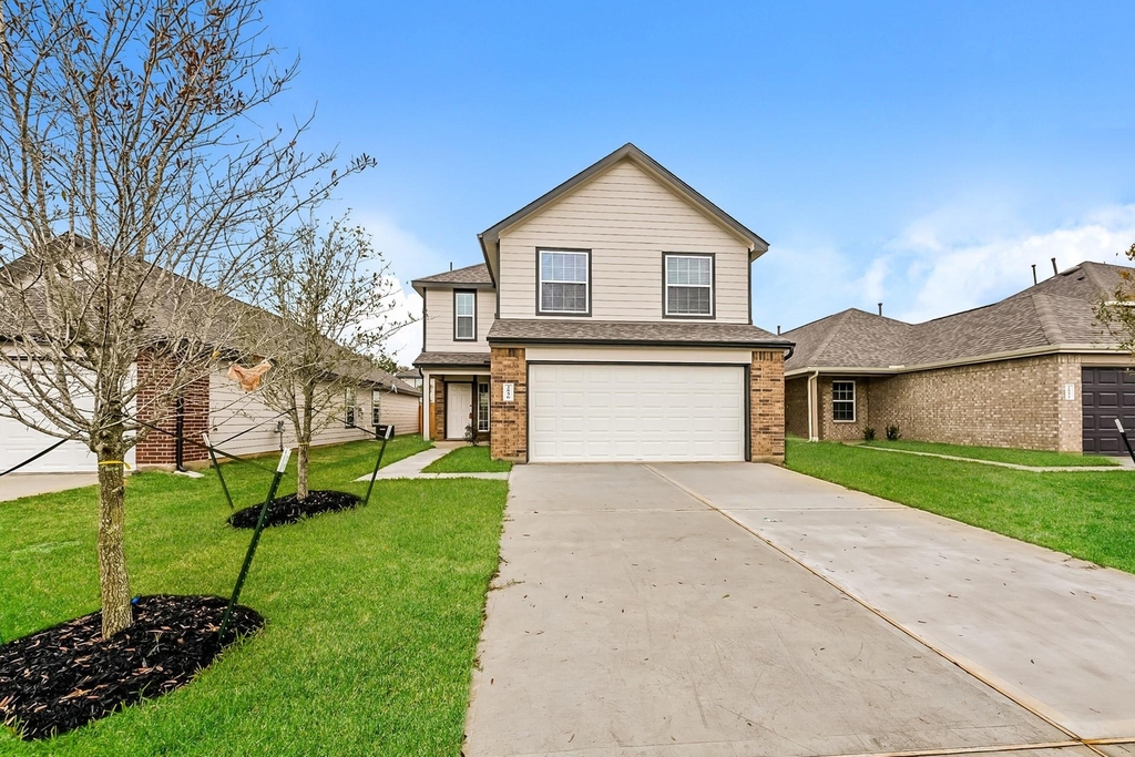 2856 Briggs Drive - Photo 0