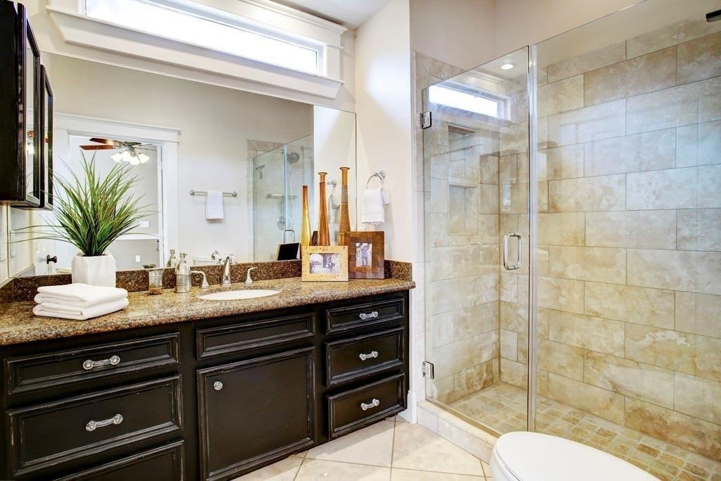 622 W 16th Street - Photo 8