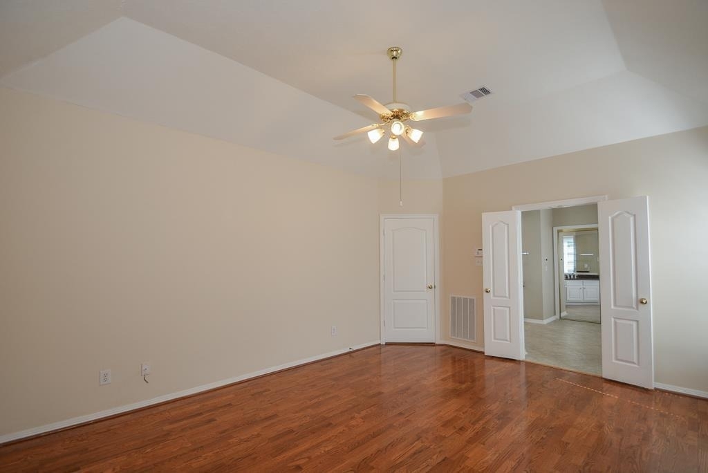910 Chinni Court - Photo 15