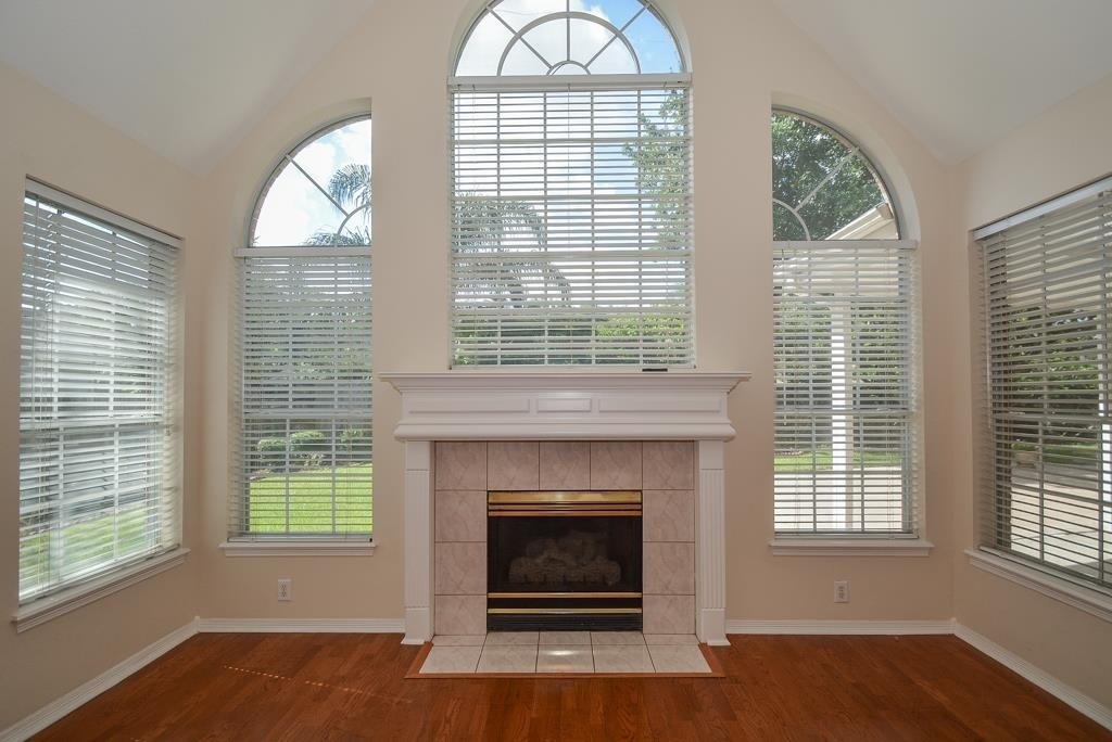 910 Chinni Court - Photo 8