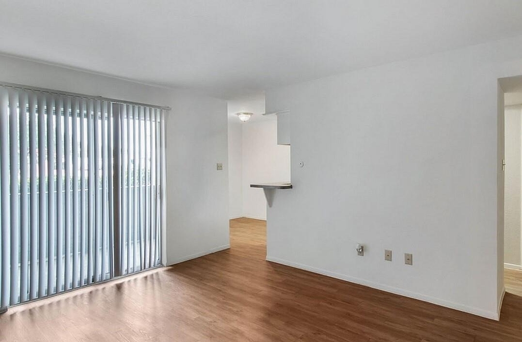 10700 Fuqua Street - Photo 1