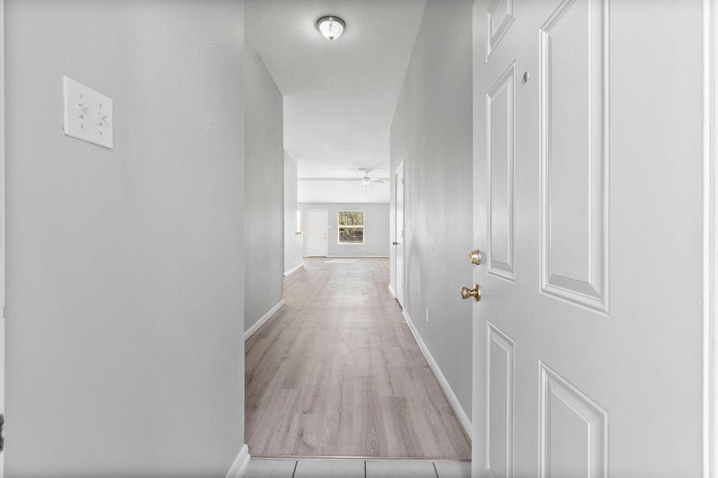 12546 Ridgecrest Drive - Photo 3