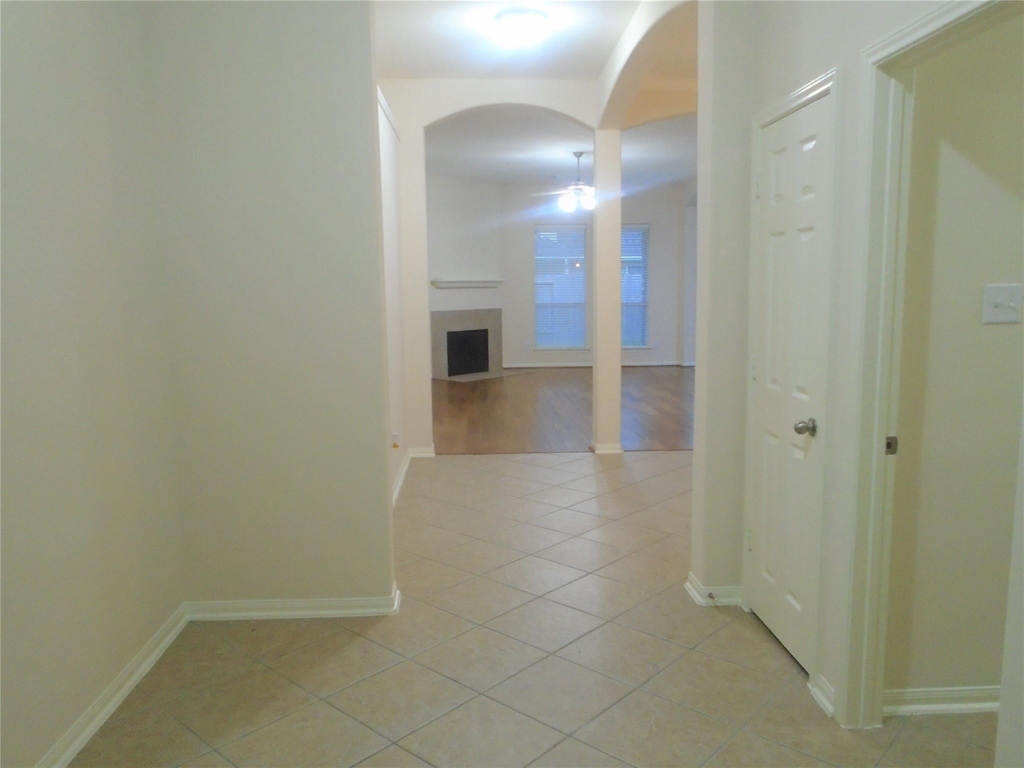 24503 Kestrel View - Photo 5