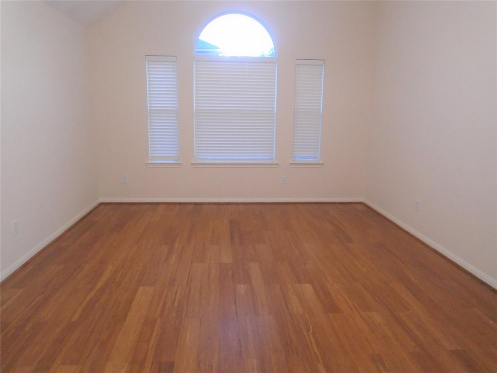 24503 Kestrel View - Photo 13