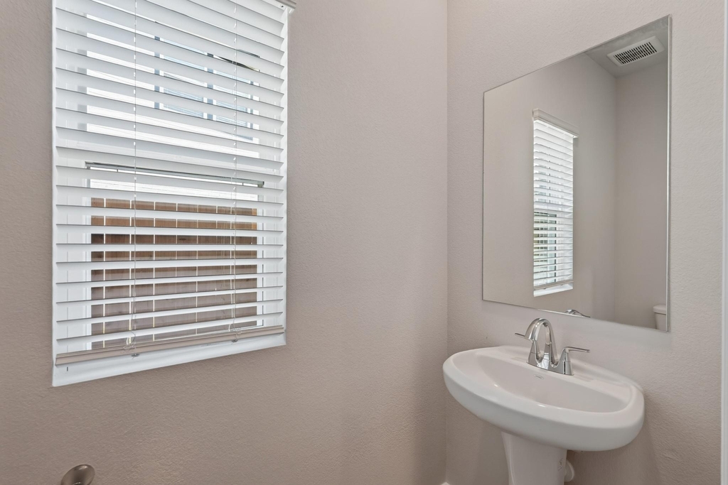 7762 Bergamot Circle - Photo 27