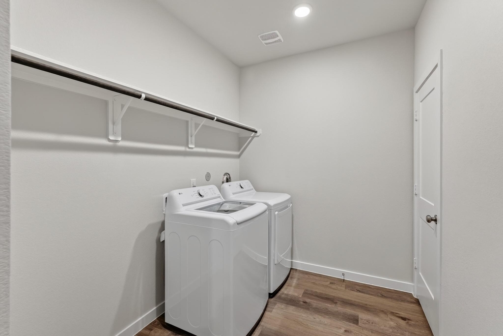 7762 Bergamot Circle - Photo 26
