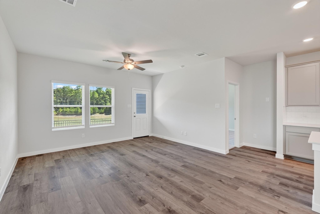 7762 Bergamot Circle - Photo 17