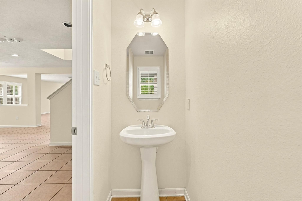 12410 Skyview Star Court - Photo 2