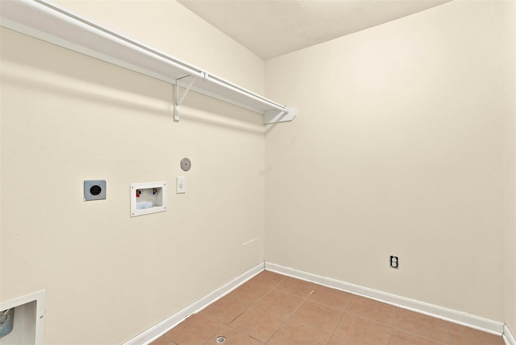 12410 Skyview Star Court - Photo 21
