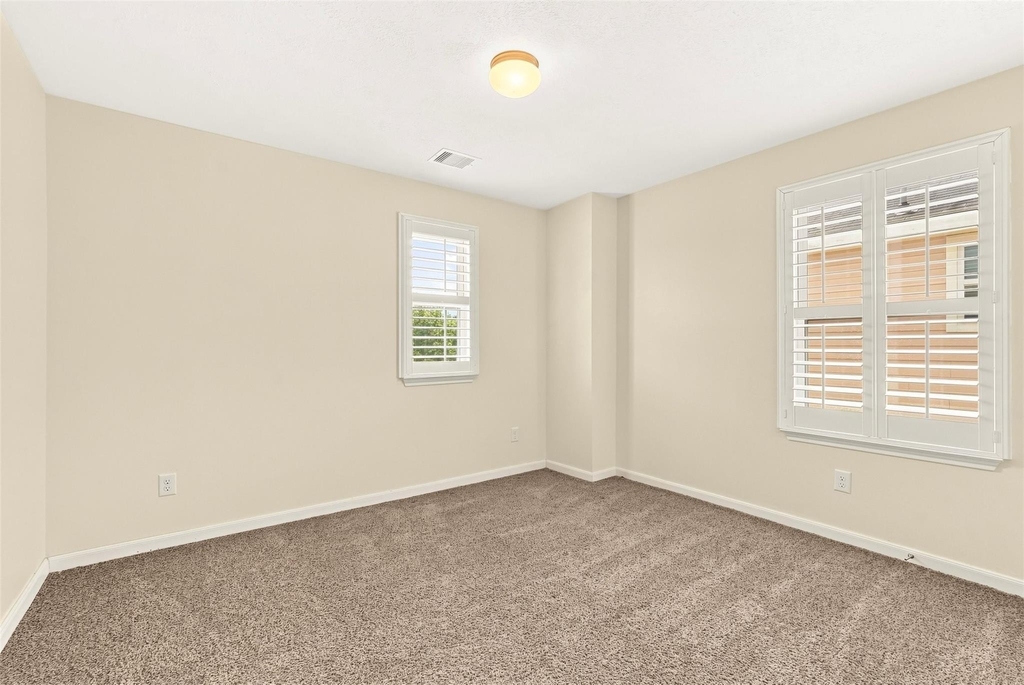 12410 Skyview Star Court - Photo 15
