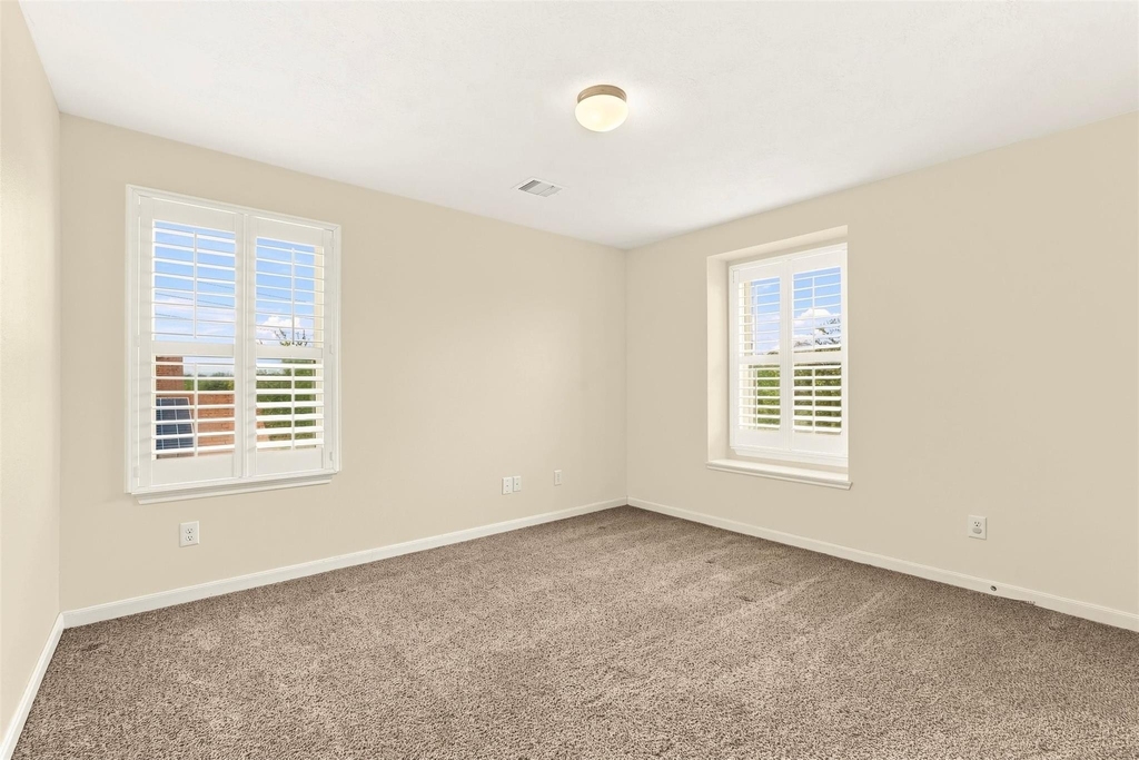 12410 Skyview Star Court - Photo 14