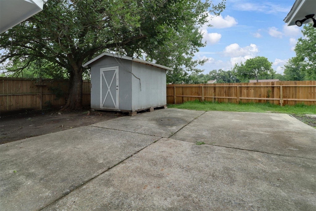1606 W Humble Street - Photo 10