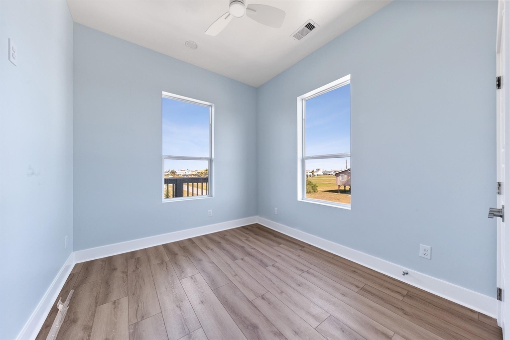 4026 5th Street - Photo 11