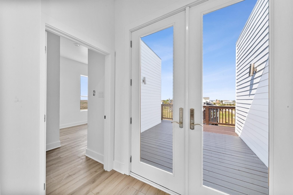 4026 5th Street - Photo 13