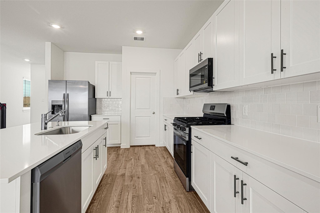 3543 Goldfinch Woods Drive - Photo 7