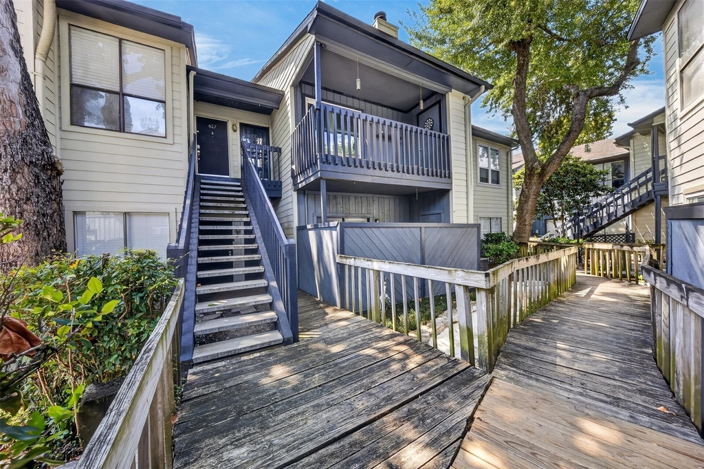 9009 Richmond Avenue - Photo 12