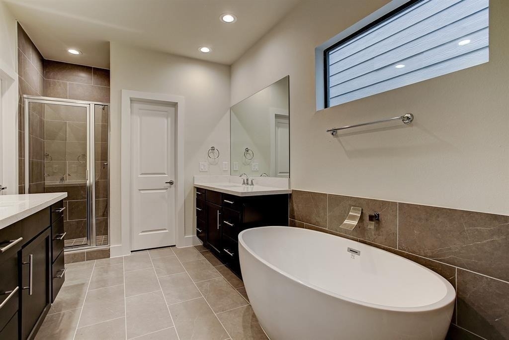 9419 Benbow Park Lane - Photo 1