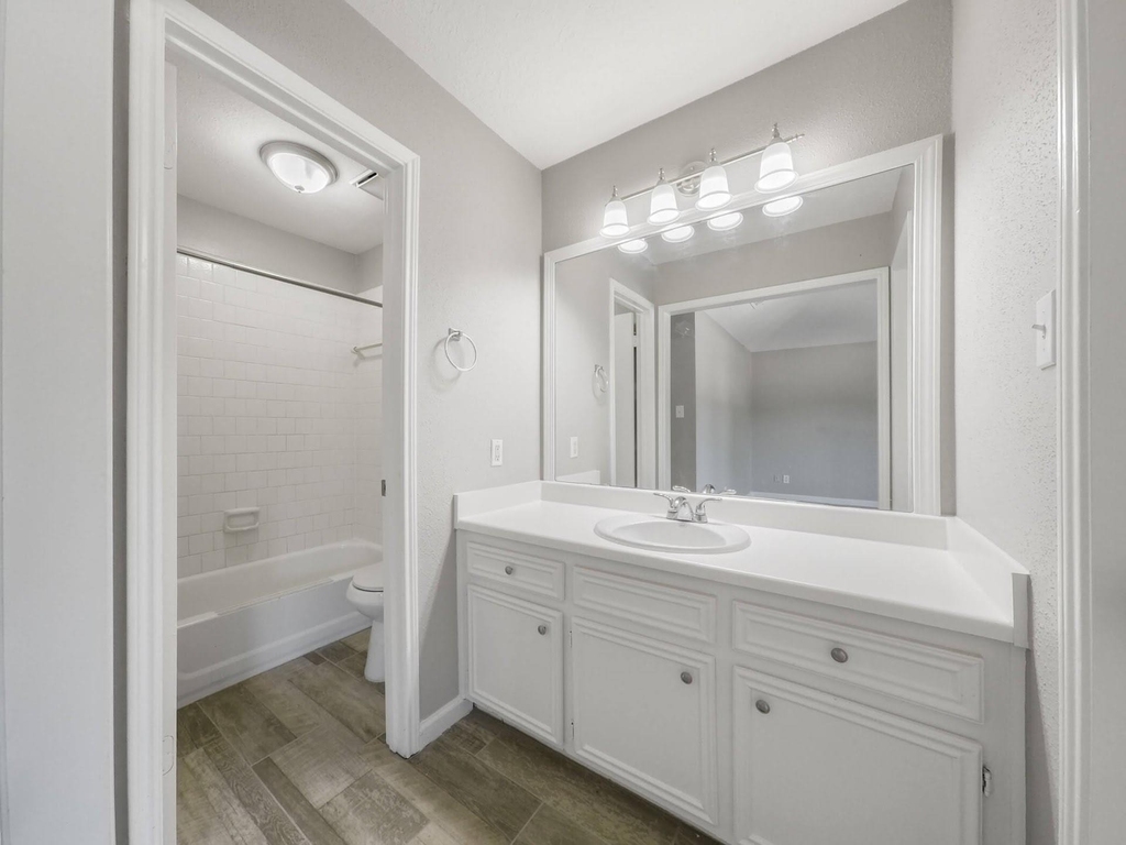 13607 Ravensway Drive - Photo 12