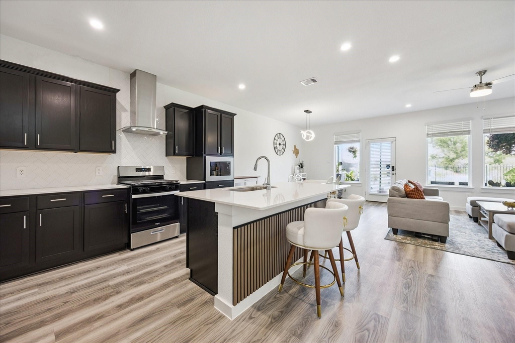 3215 Creston Gate Drive - Photo 3