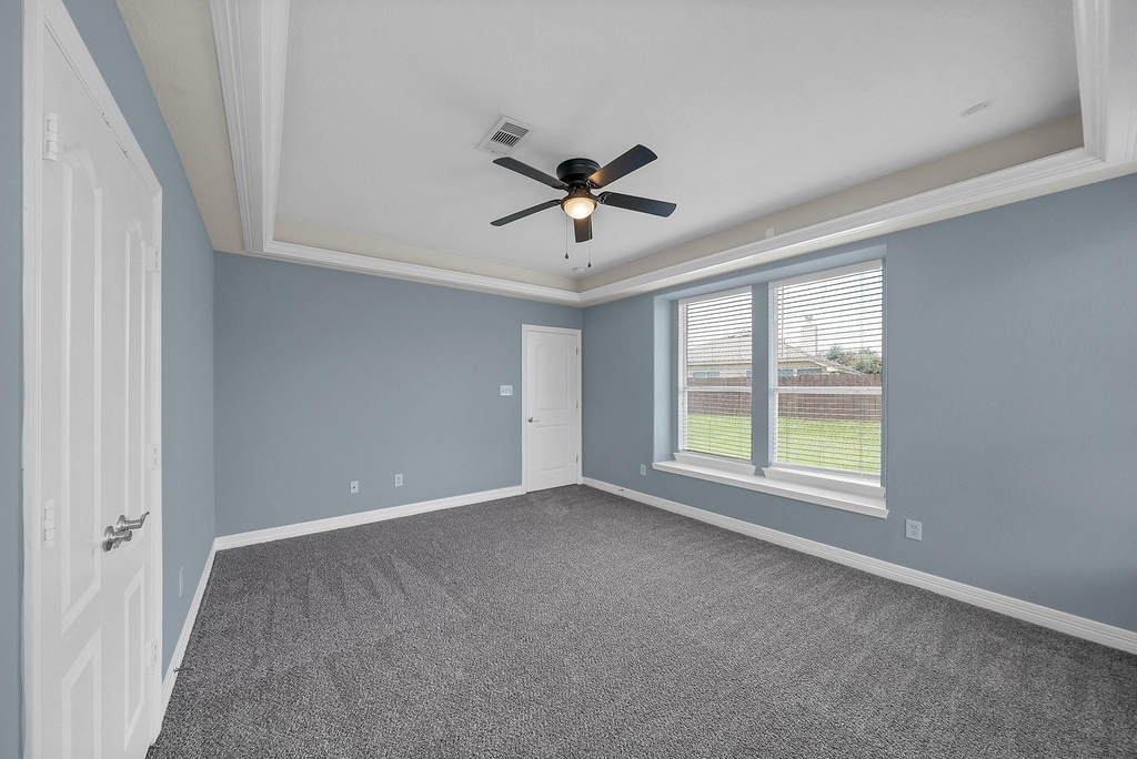 5107 Lost Cove Lane - Photo 17