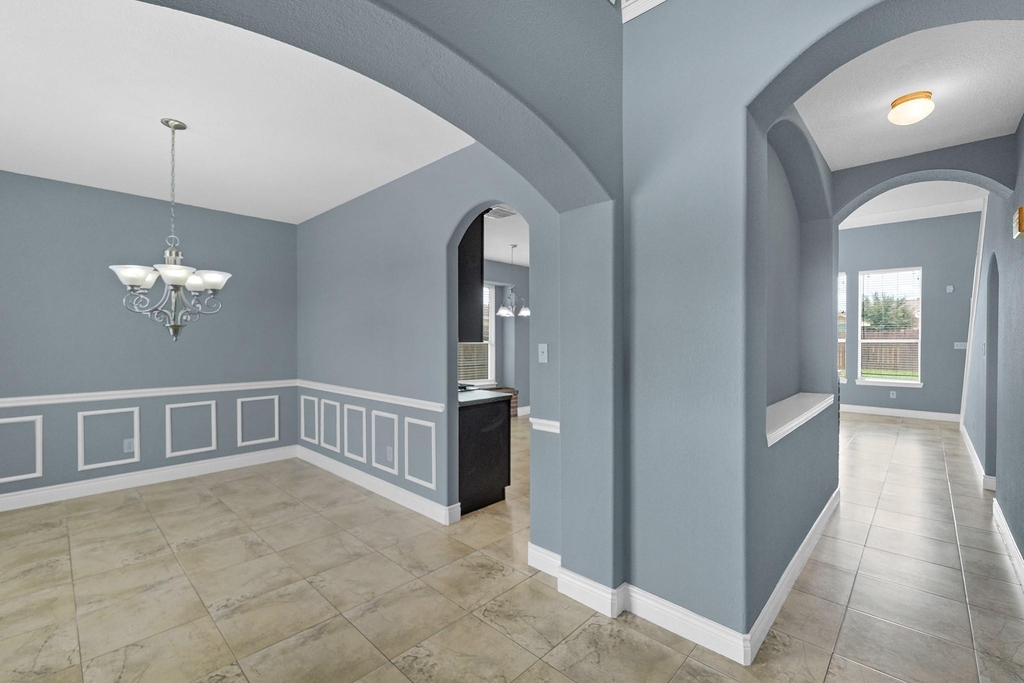 5107 Lost Cove Lane - Photo 3