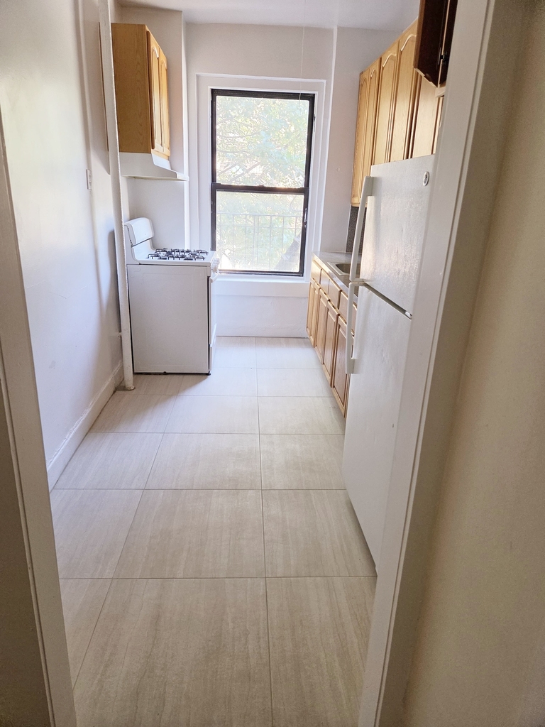 8320 Bay Parkway - Photo 0