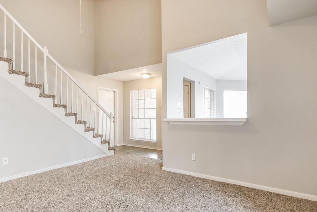3815 Derbyhall Drive - Photo 5