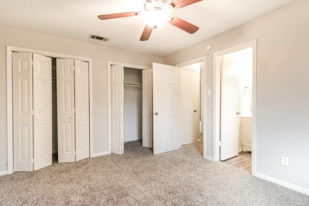 3815 Derbyhall Drive - Photo 12