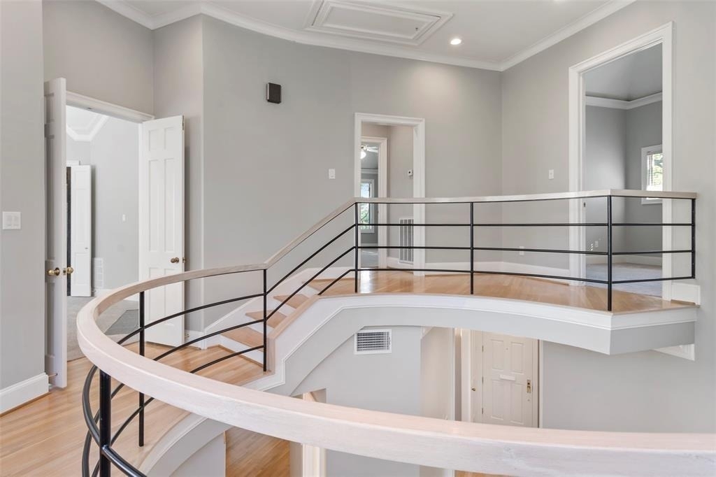 3106 Sackett Street - Photo 11