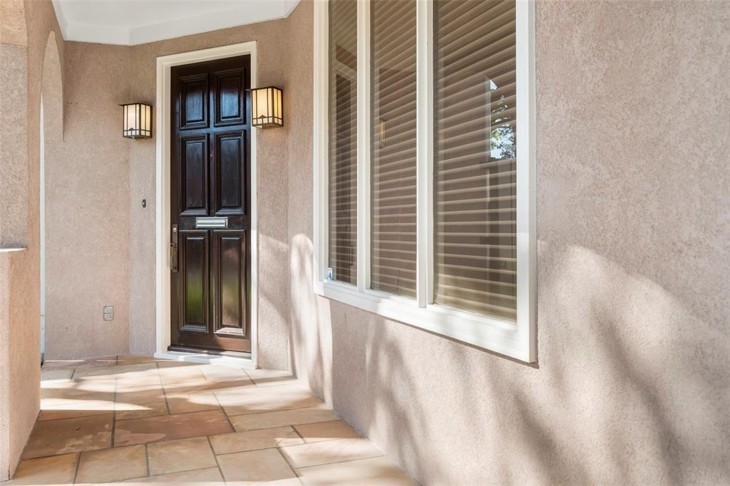 3106 Sackett Street - Photo 7