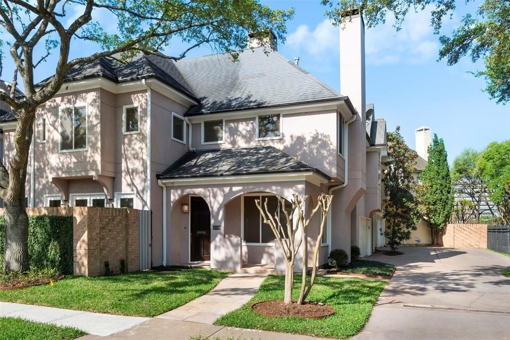 3106 Sackett Street - Photo 0