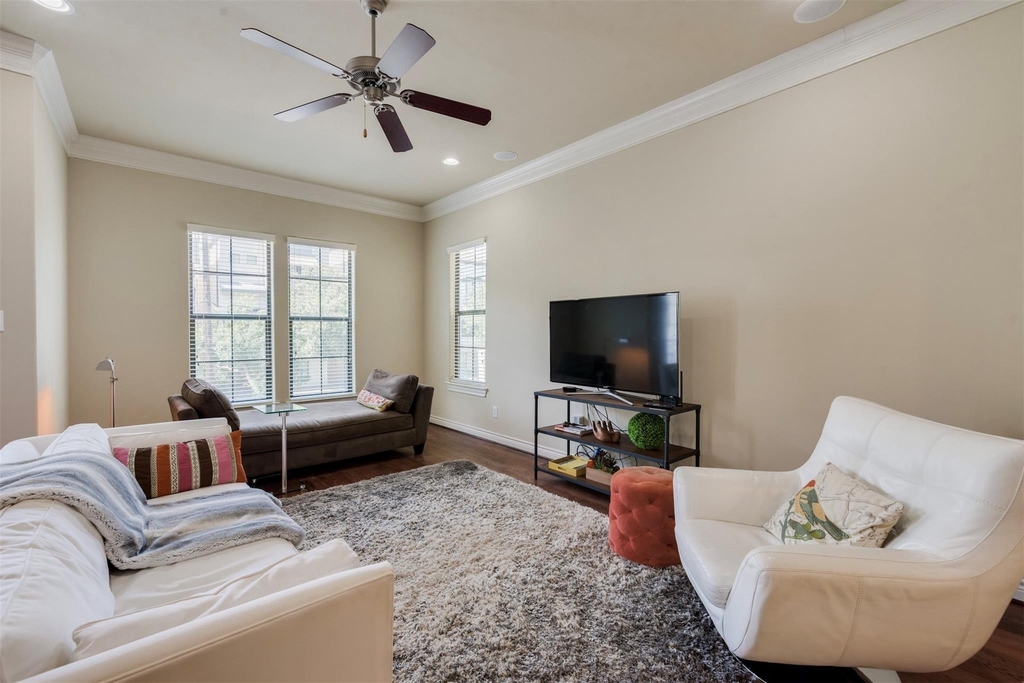 1716 Edwards Street - Photo 11