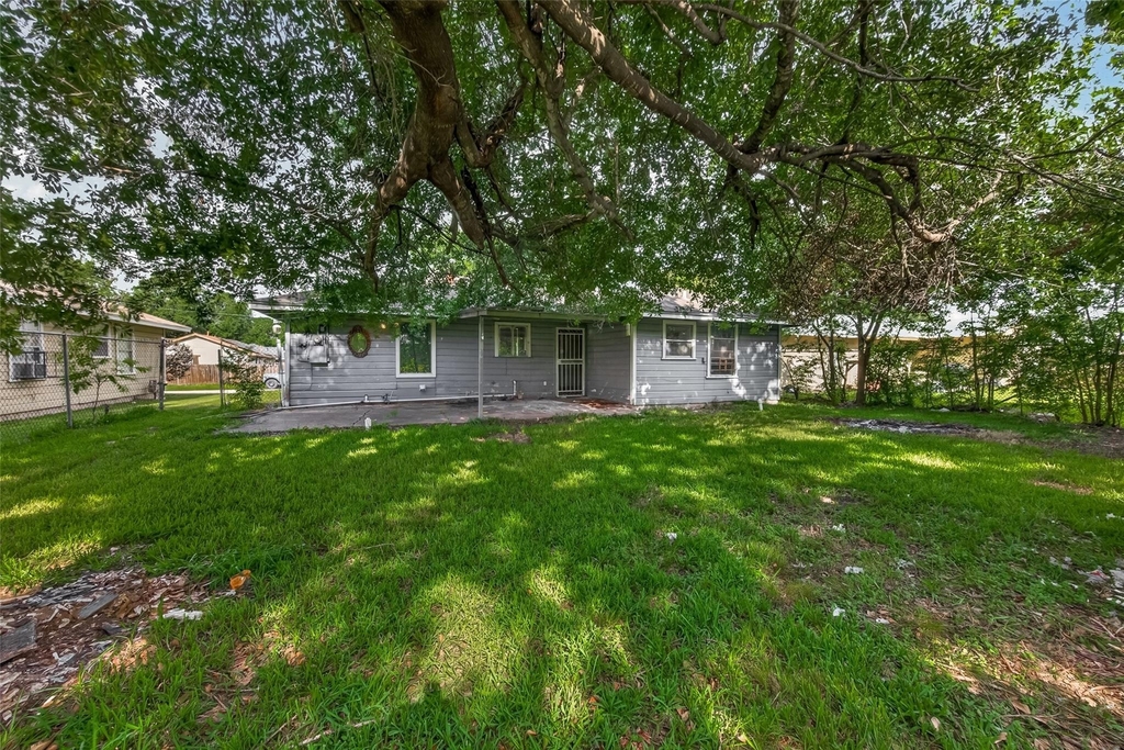 10506 Buffum Street - Photo 35