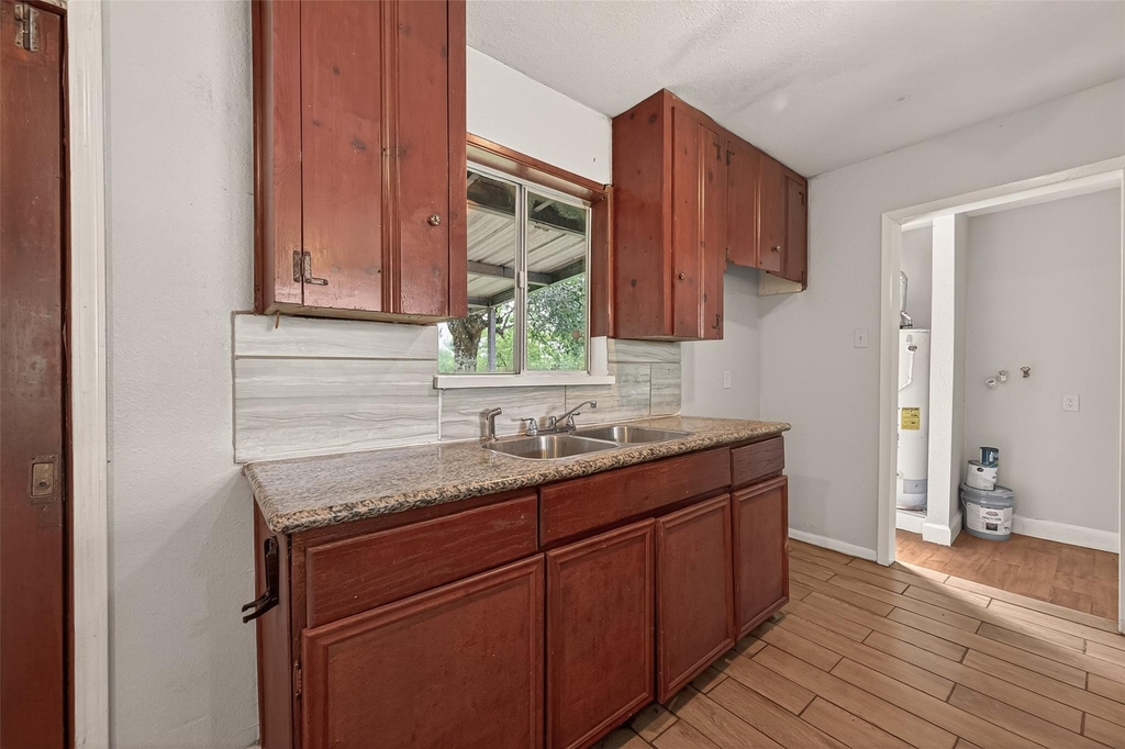 10506 Buffum Street - Photo 10