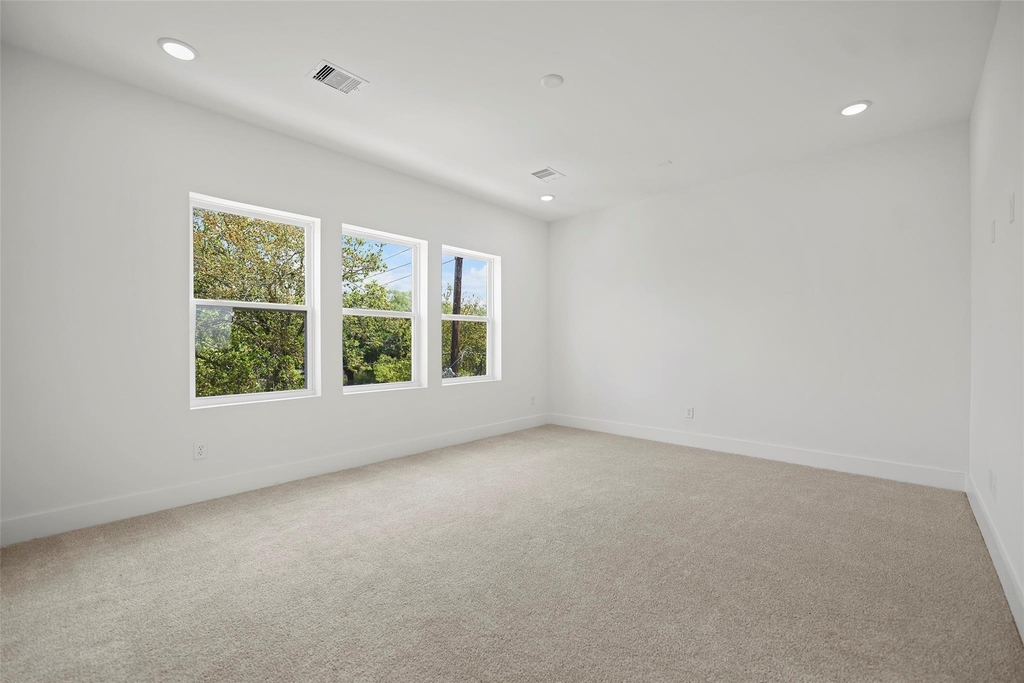 870 W Little York Road - Photo 24