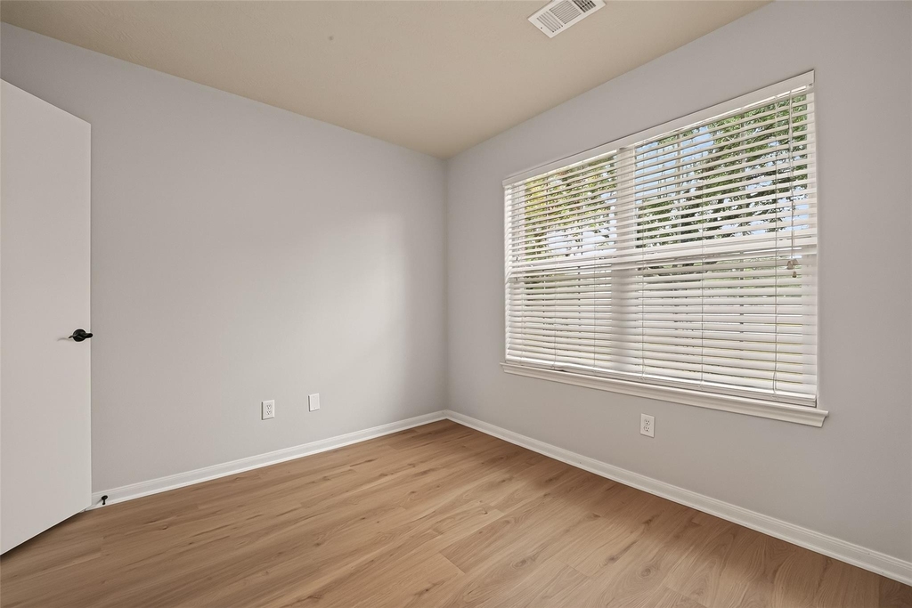 16299 Hidden Deer Lane - Photo 10