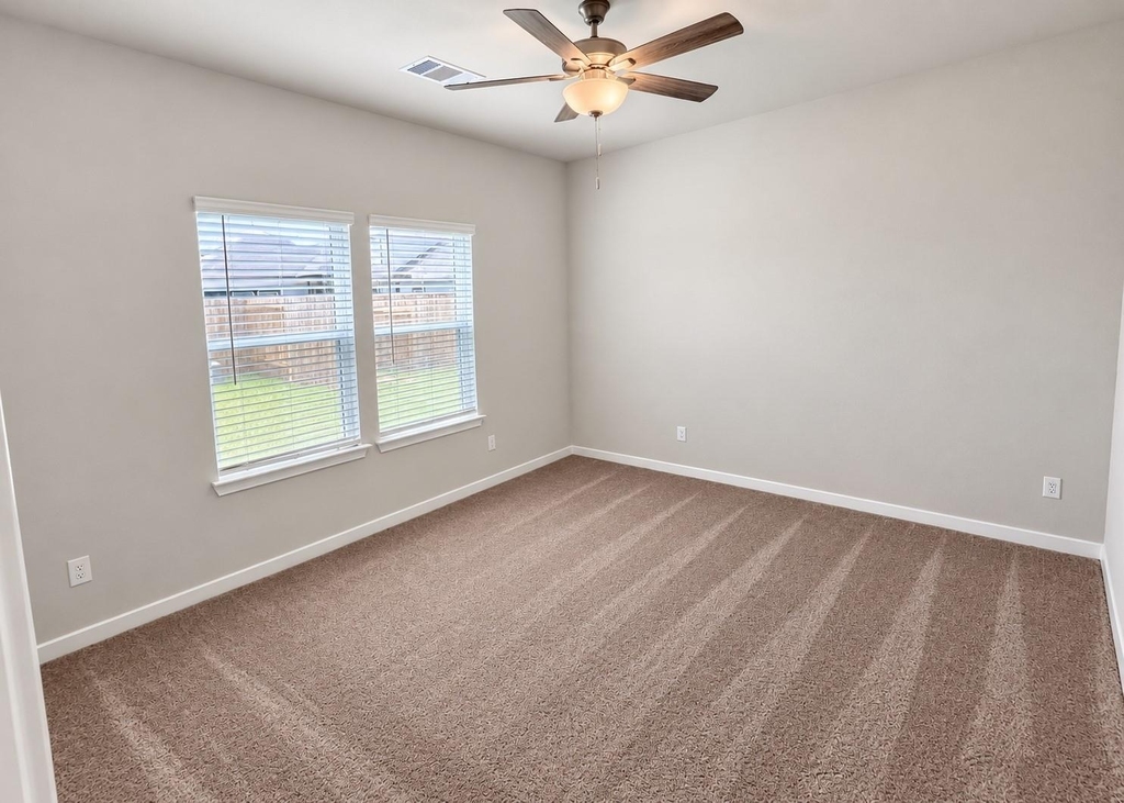 4026 Bay Court - Photo 6
