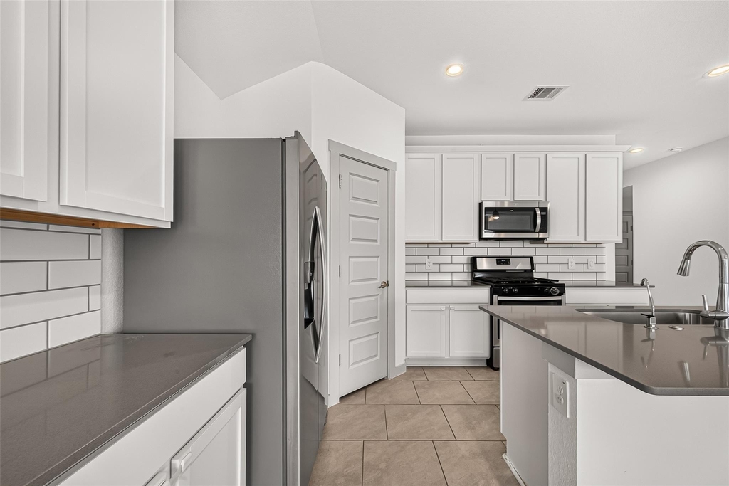 28926 Yachting Point Lane - Photo 15